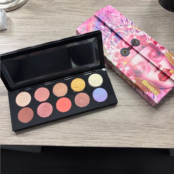 NEW Pat McGrath Labs Mothership IX Huetopian Dream Artistry Palette with Box - Picture 2 of 9